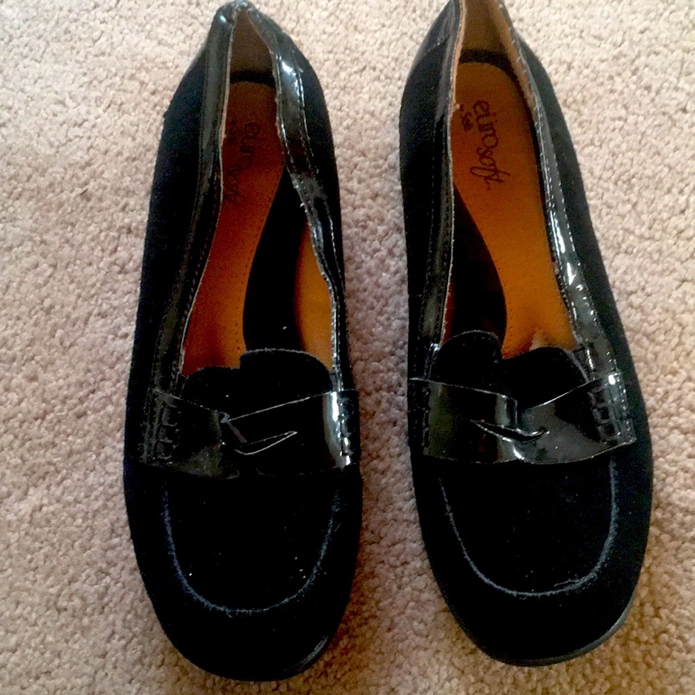 Euro Soft by Sofft Blk Suede & Patient Trim Penny Lofers Super Cushioned